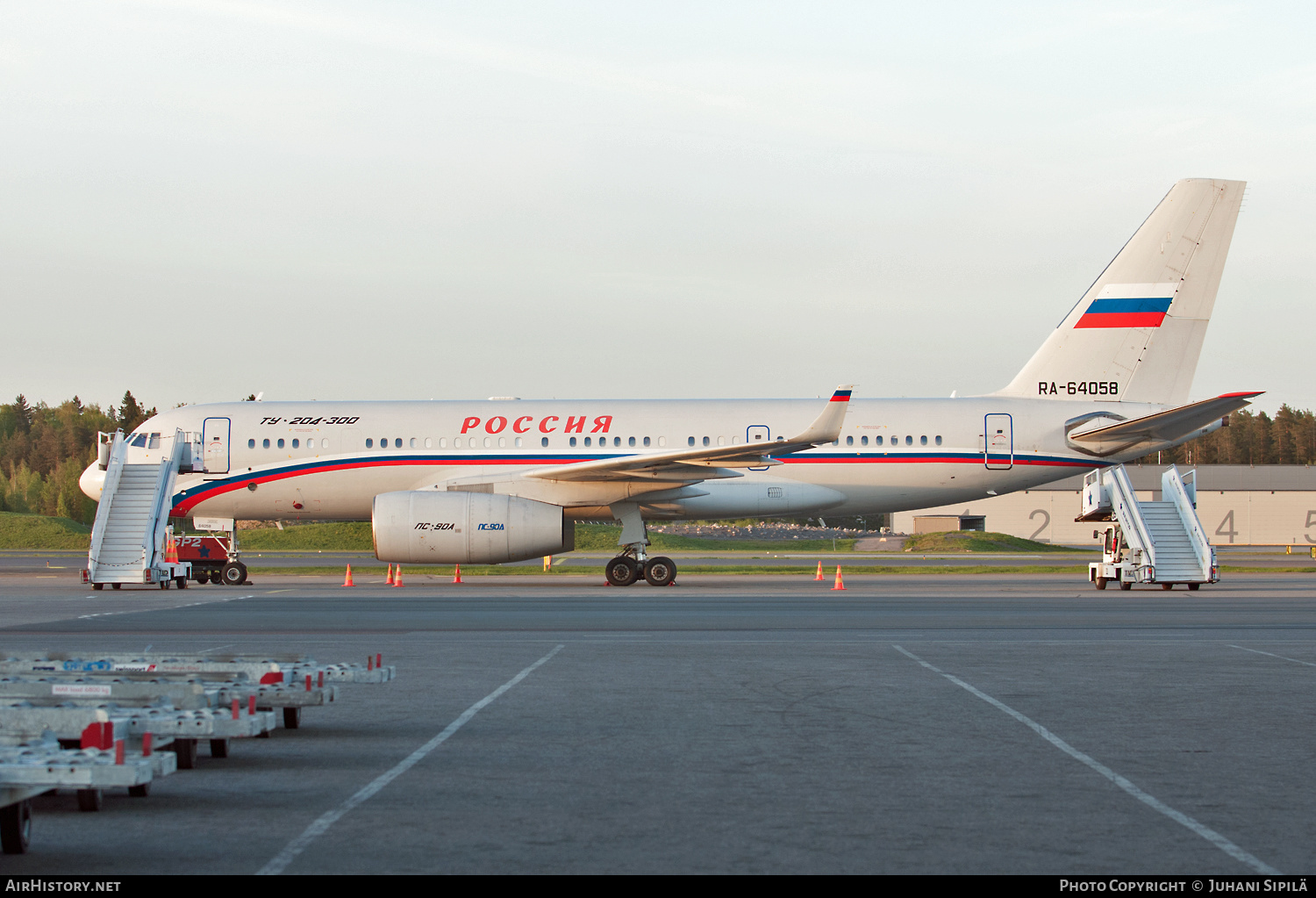 Aircraft Photo of RA-64058 | Tupolev Tu-204-300 | Rossiya - Special Flight Detachment | AirHistory.net #168542