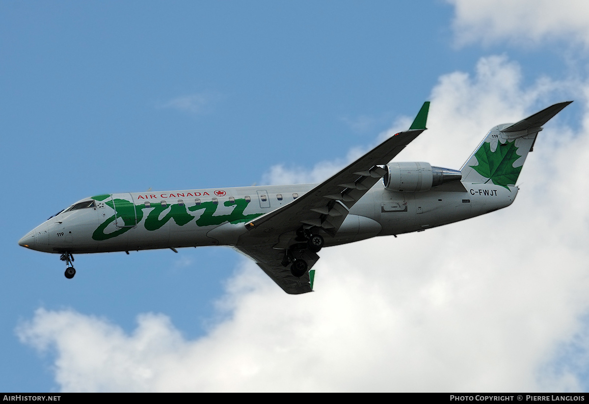 Aircraft Photo of C-FWJT | Canadair CRJ-100ER (CL-600-2B19) | Air Canada Jazz | AirHistory.net #168655