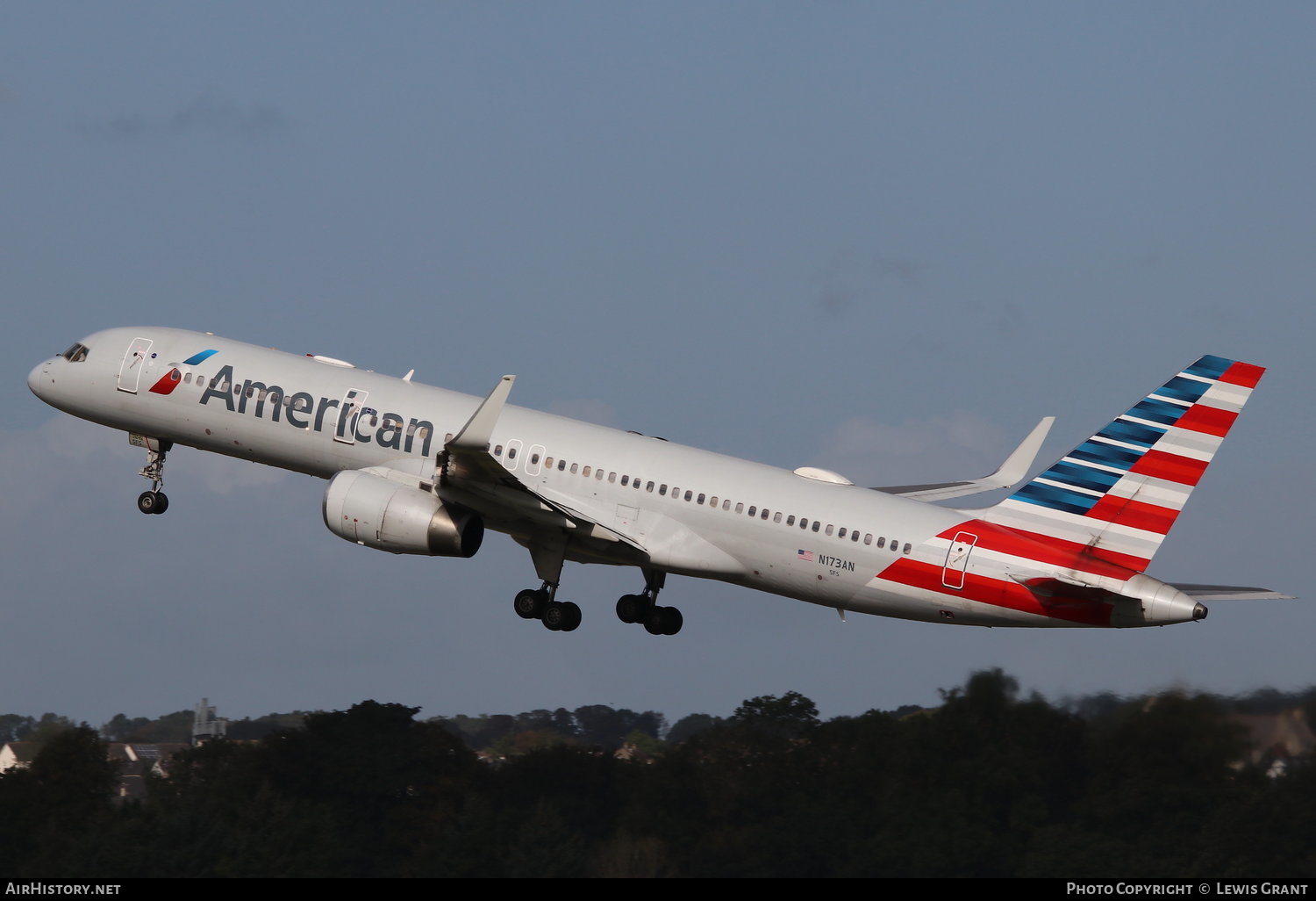 Aircraft Photo of N173AN | Boeing 757-223 | American Airlines | AirHistory.net #168660