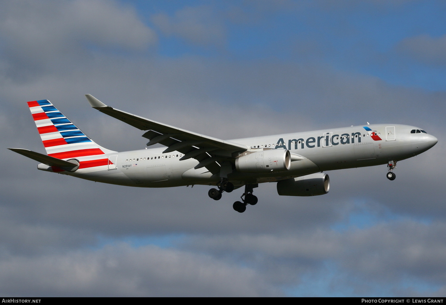 Aircraft Photo of N291AY | Airbus A330-243 | American Airlines | AirHistory.net #168681