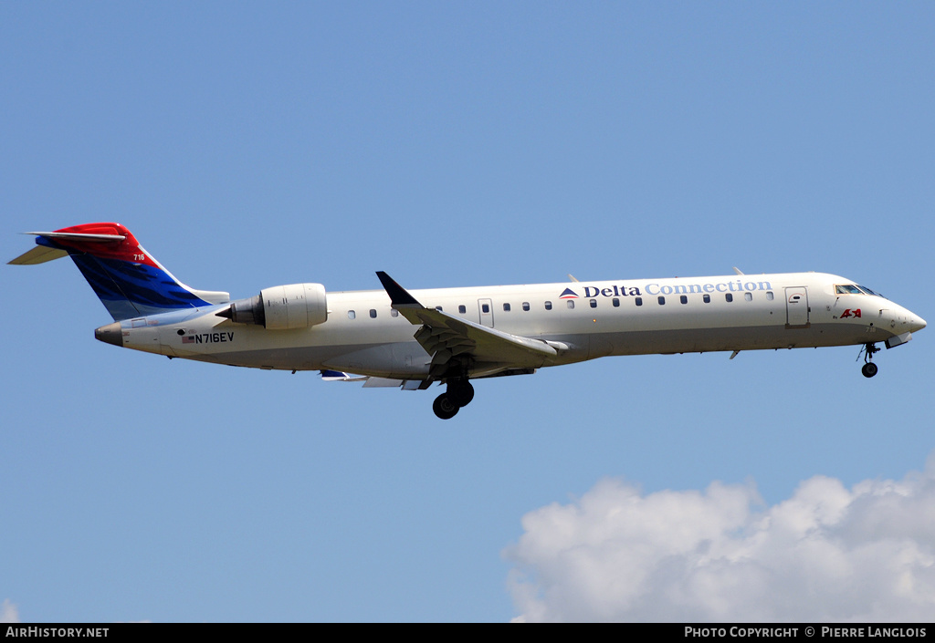 Aircraft Photo of N716EV | Bombardier CRJ-701ER (CL-600-2C10) | Delta Connection | AirHistory.net #168682