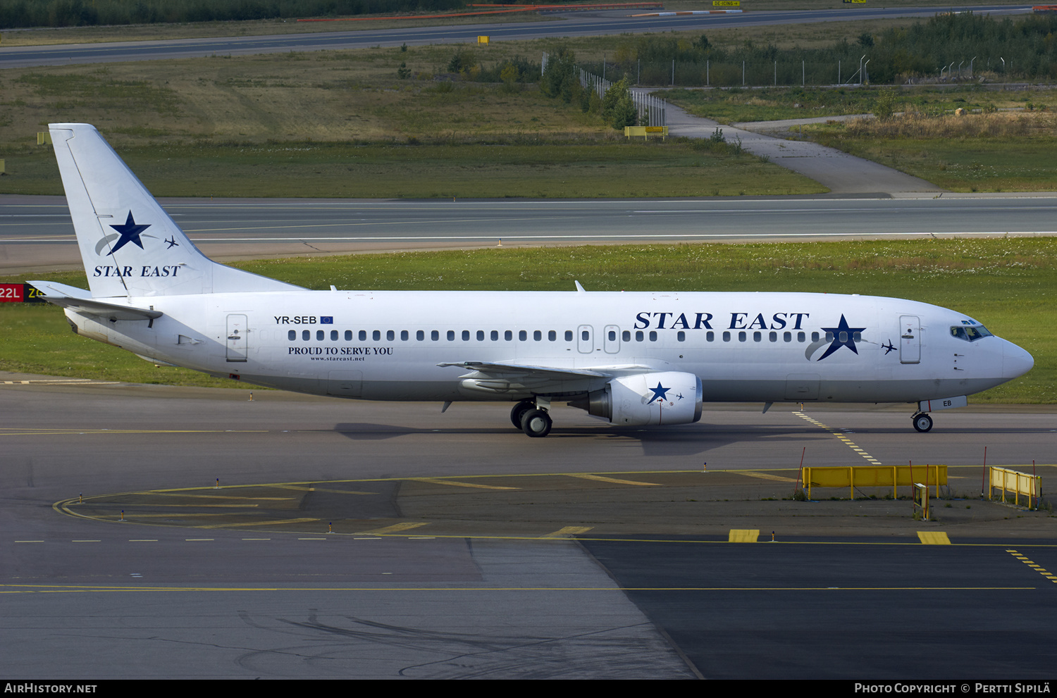 Aircraft Photo of YR-SEB | Boeing 737-484 | Star East Airline | AirHistory.net #168693