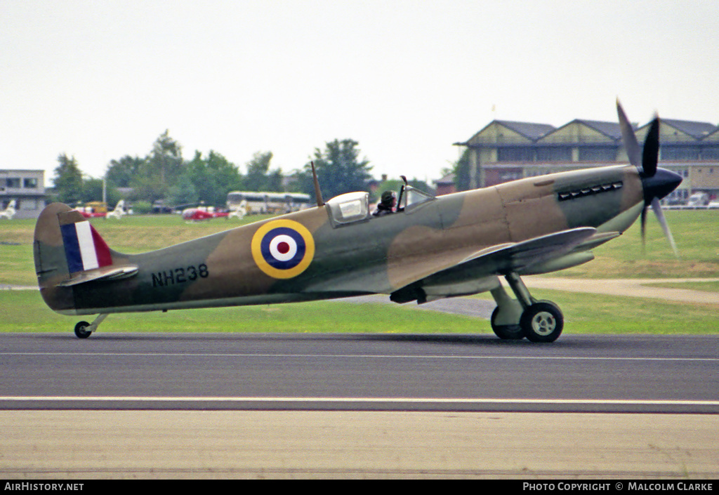 Aircraft Photo of G-MKIX / NH238 | Supermarine 361 Spitfire LF9C | UK - Air Force | AirHistory.net #168695