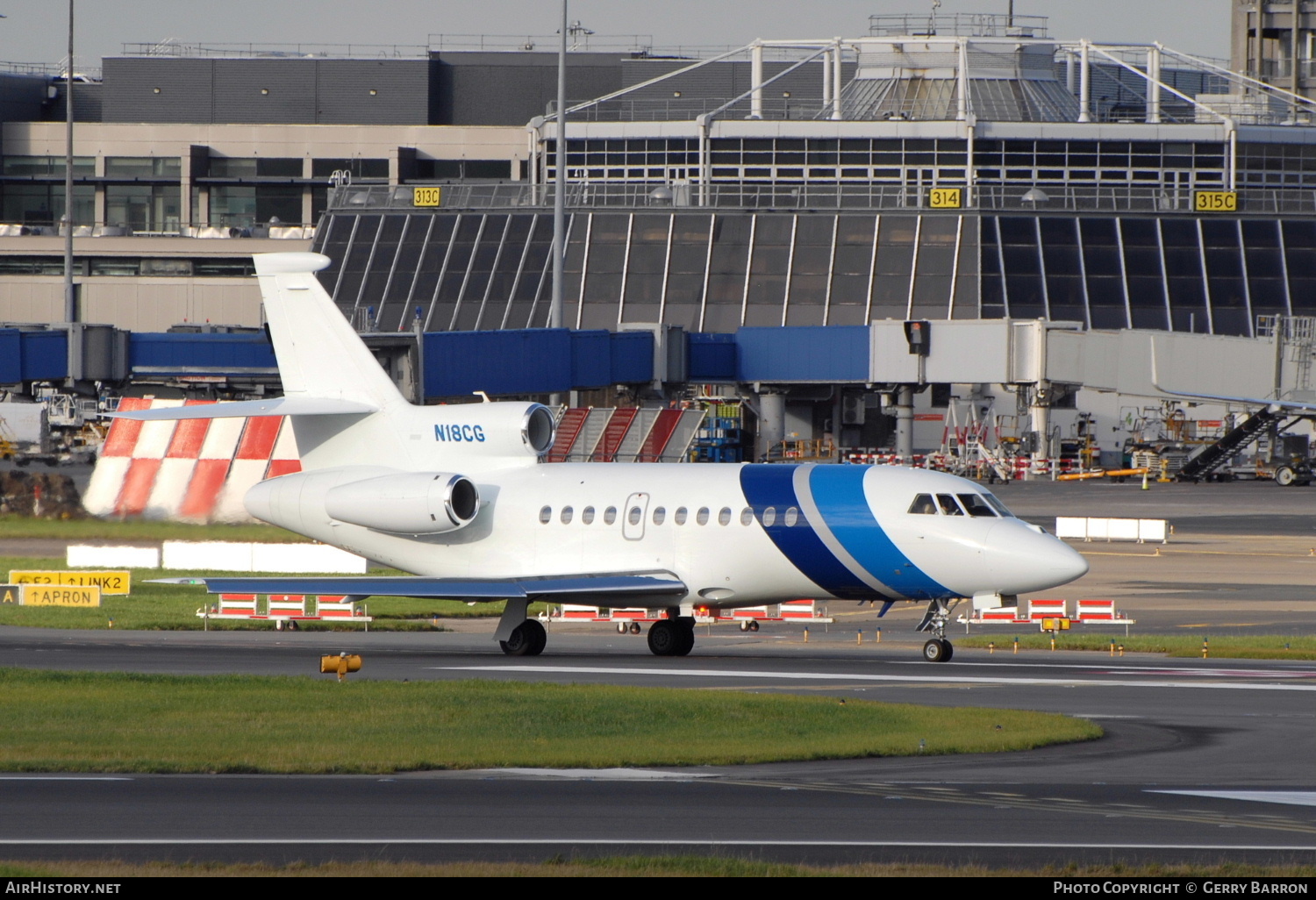 Aircraft Photo of N18CG | Dassault Falcon 900EX | AirHistory.net #168775