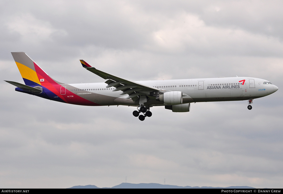 Aircraft Photo of HL7736 | Airbus A330-323 | Asiana Airlines | AirHistory.net #168780