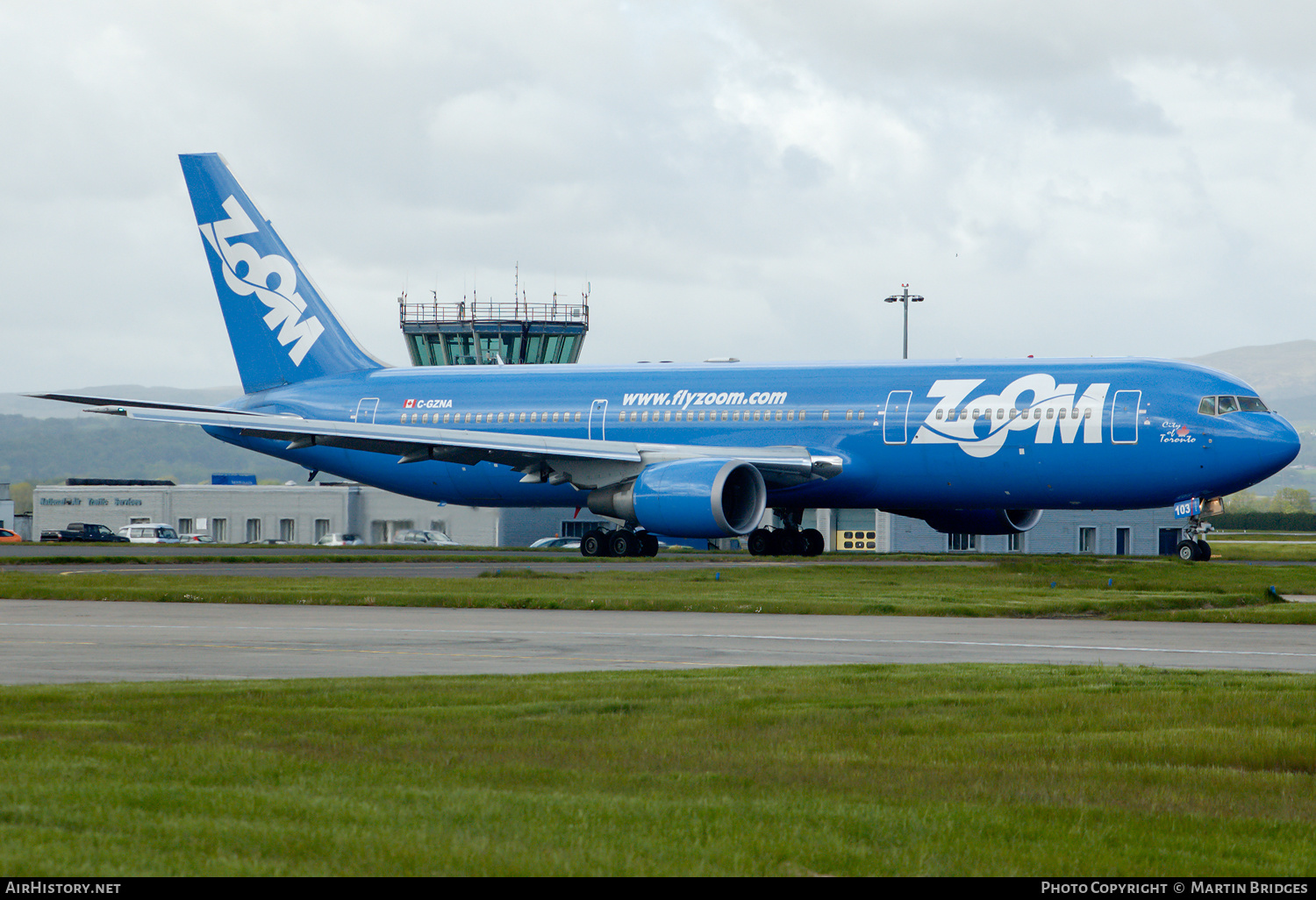 Aircraft Photo of C-GZNA | Boeing 767-306/ER | Zoom Airlines | AirHistory.net #168801
