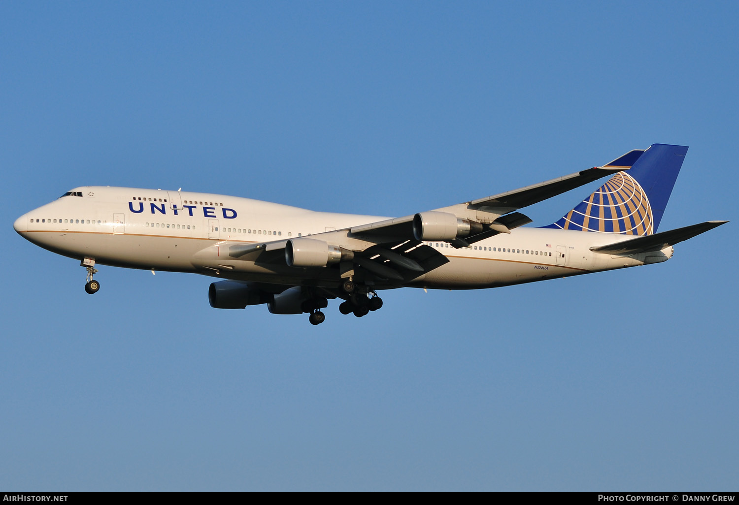 Aircraft Photo of N104UA | Boeing 747-422 | United Airlines | AirHistory.net #168879