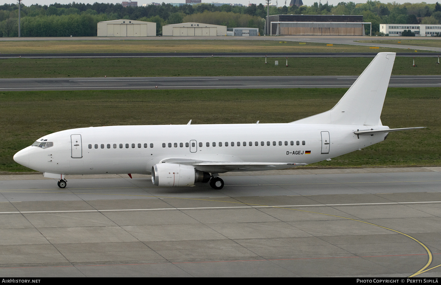 Aircraft Photo of D-AGEJ | Boeing 737-3L9 | AirHistory.net #168933