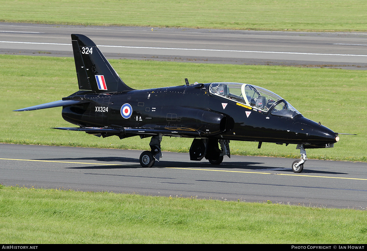 Aircraft Photo of XX324 | British Aerospace Hawk T.1A | UK - Air Force | AirHistory.net #168946