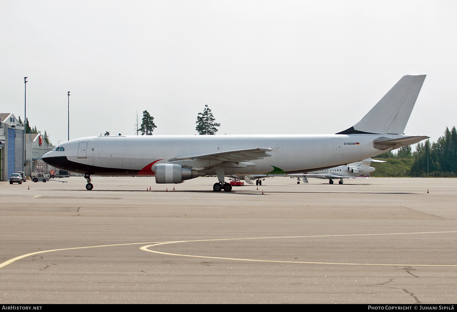 Aircraft Photo of D-AEAM | Airbus A300B4-622R(F) | AirHistory.net #169051