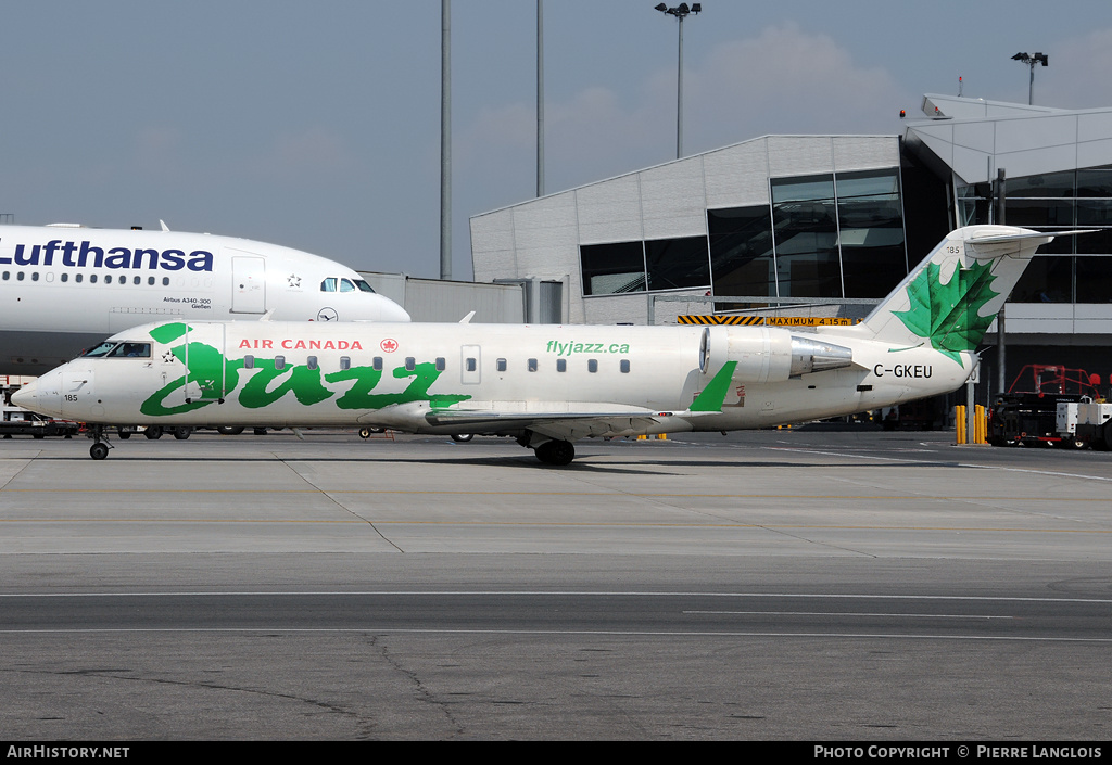 Aircraft Photo of C-GKEU | Bombardier CRJ-200LR (CL-600-2B19) | Air Canada Jazz | AirHistory.net #169070