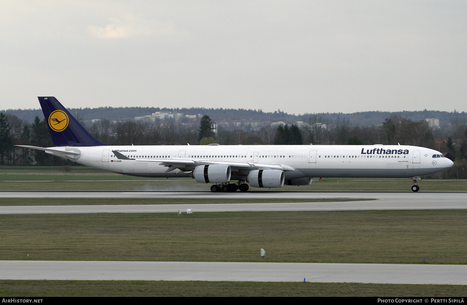 Aircraft Photo of D-AIHR | Airbus A340-642 | Lufthansa | AirHistory.net #169113