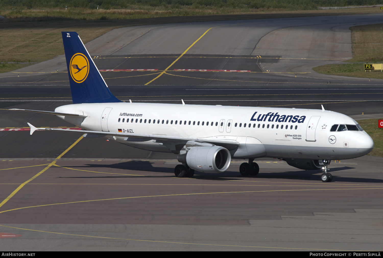 Aircraft Photo of D-AIZL | Airbus A320-214 | Lufthansa | AirHistory.net #169156