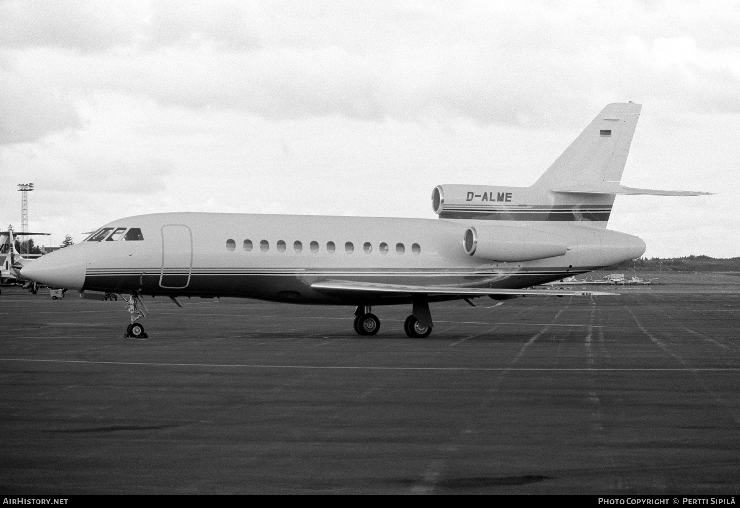 Aircraft Photo of D-ALME | Dassault Falcon 900 | AirHistory.net #169161