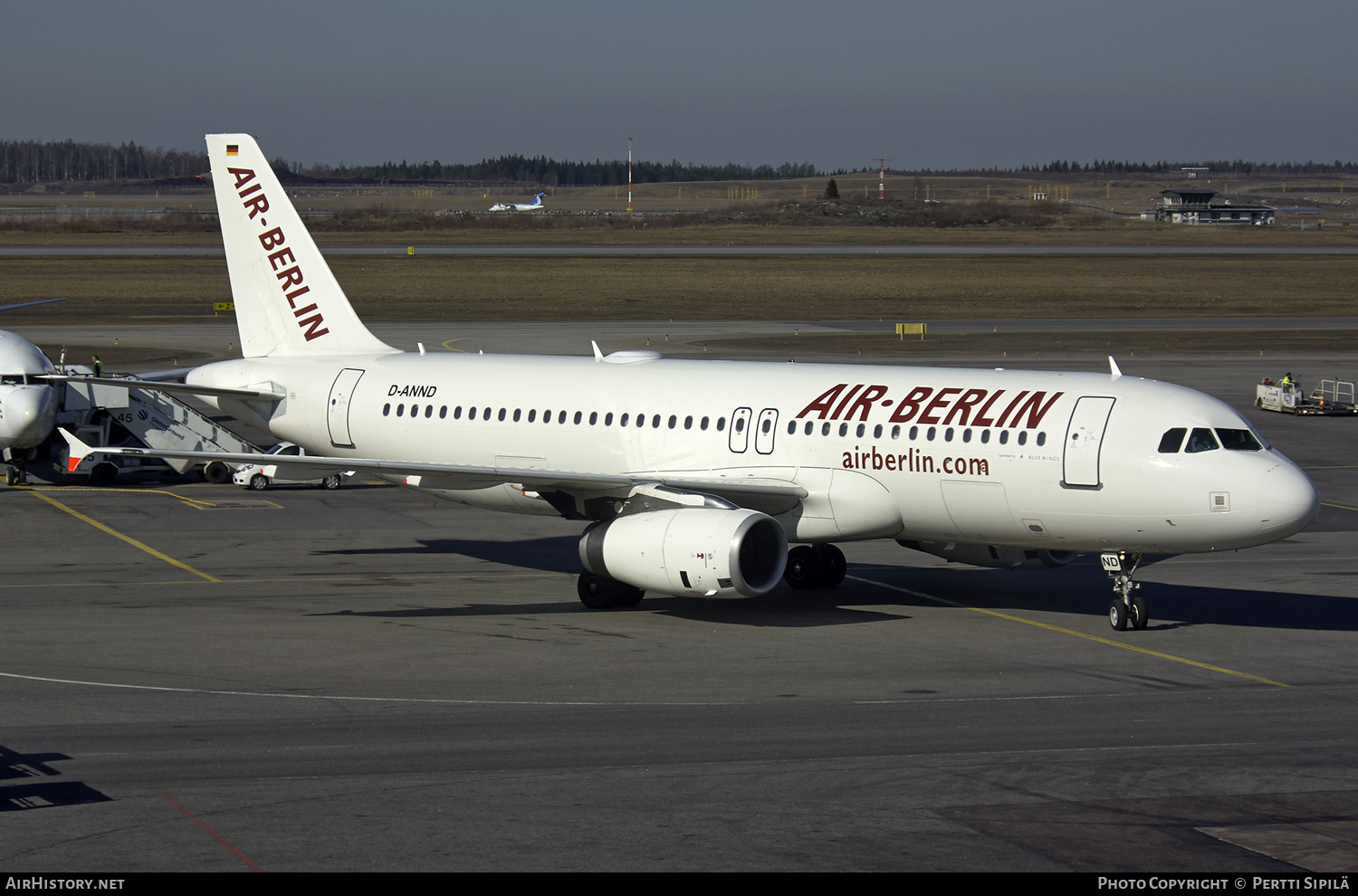 Aircraft Photo of D-ANND | Airbus A320-232 | Air Berlin | AirHistory.net #169172