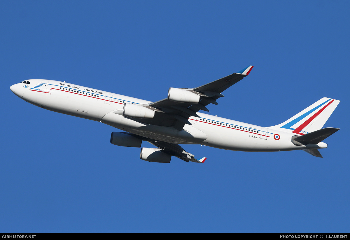 Aircraft Photo of 081 | Airbus A340-211 | France - Air Force | AirHistory.net #169200