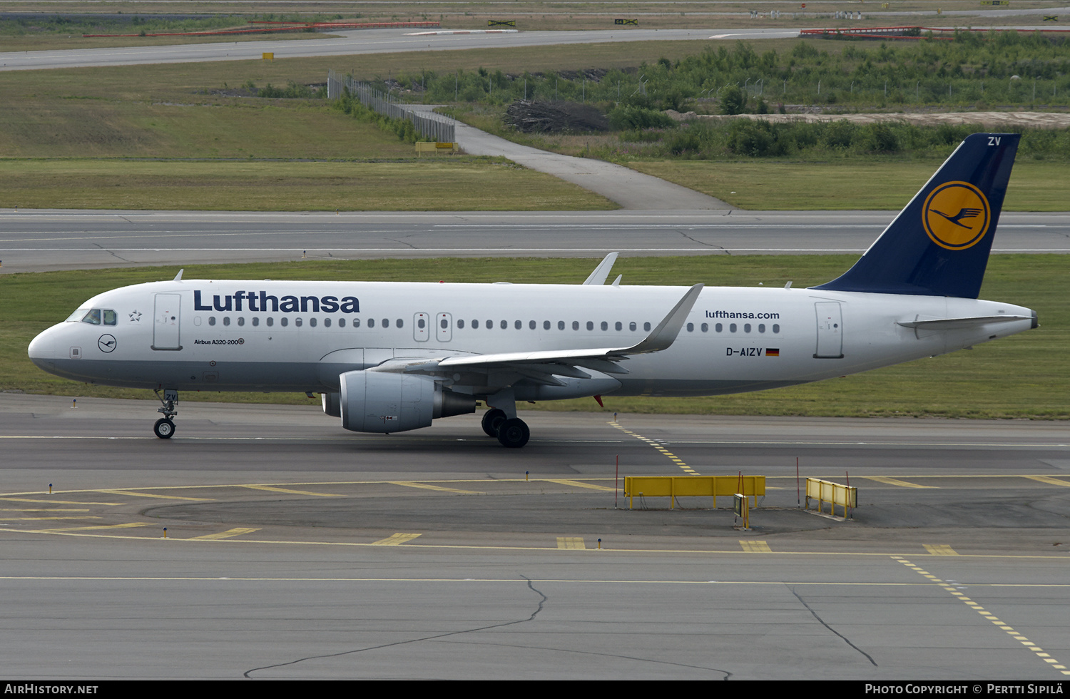 Aircraft Photo of D-AIZV | Airbus A320-214 | Lufthansa | AirHistory.net #169210