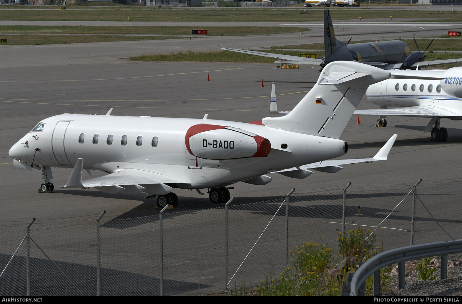 Aircraft Photo of D-BADO | Bombardier Challenger 300 (BD-100-1A10) | AirHistory.net #169225