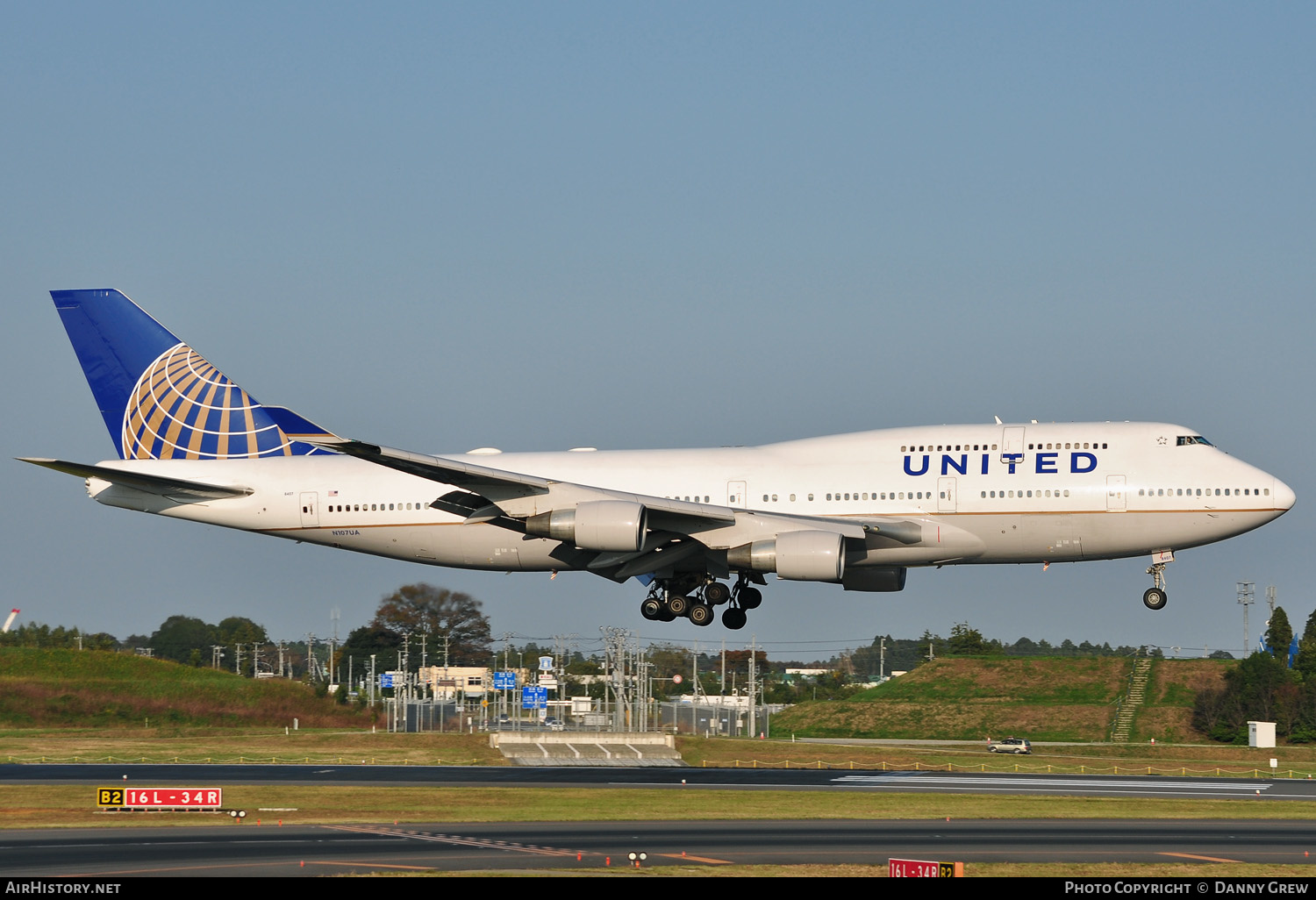 Aircraft Photo of N107UA | Boeing 747-422 | United Airlines | AirHistory.net #169245