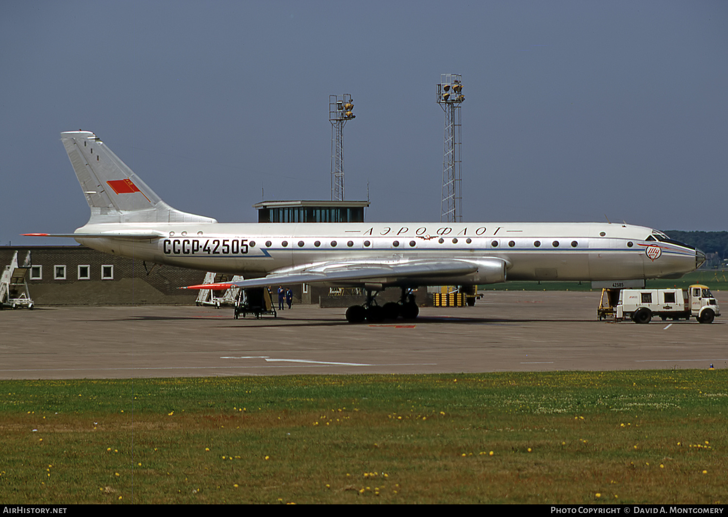 Aircraft Photo of CCCP-42505 | Tupolev Tu-104B | Aeroflot | AirHistory.net #169249