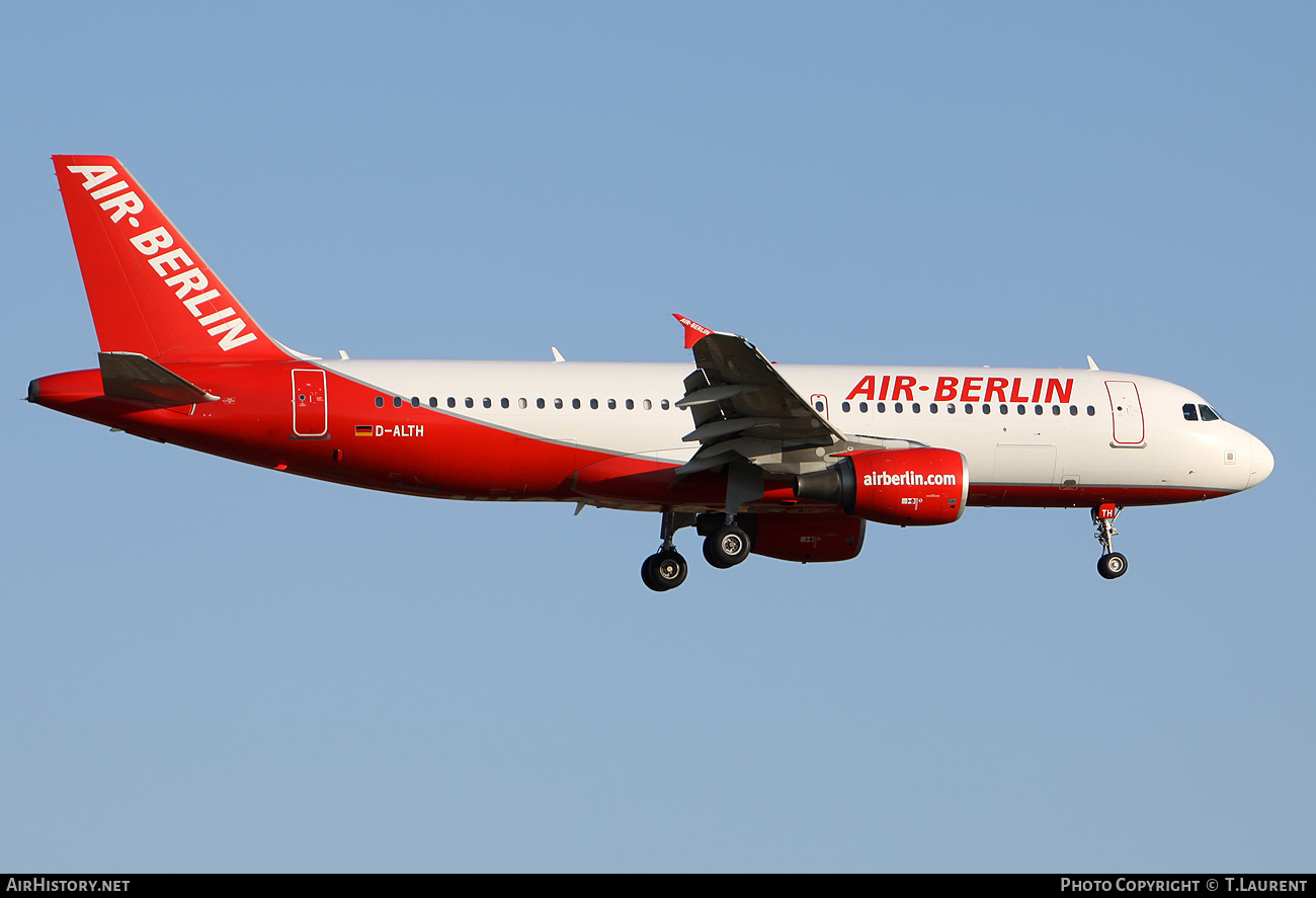 Aircraft Photo of D-ALTH | Airbus A320-214 | Air Berlin | AirHistory.net #169414