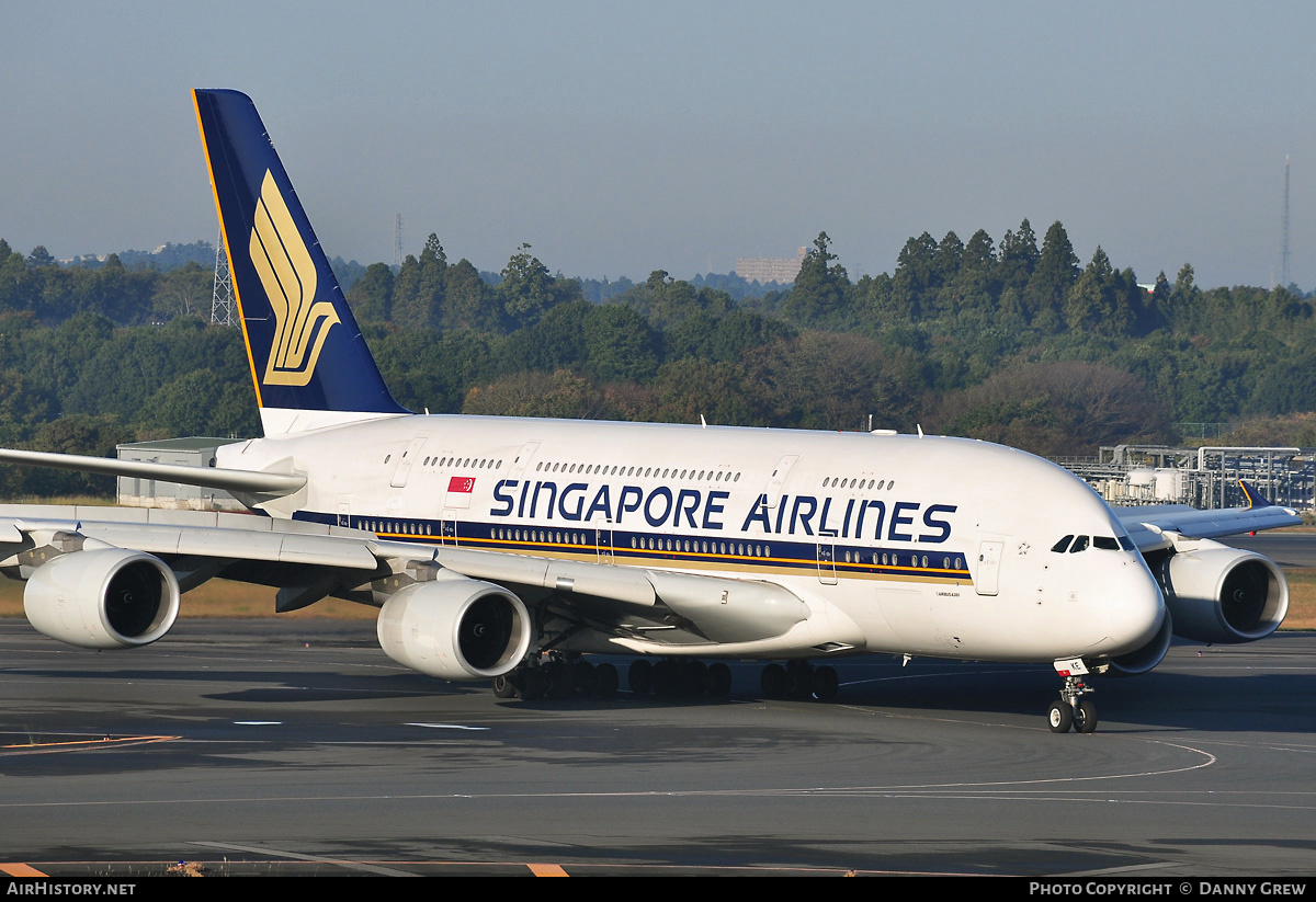 Aircraft Photo of 9V-SKE | Airbus A380-841 | Singapore Airlines | AirHistory.net #169420