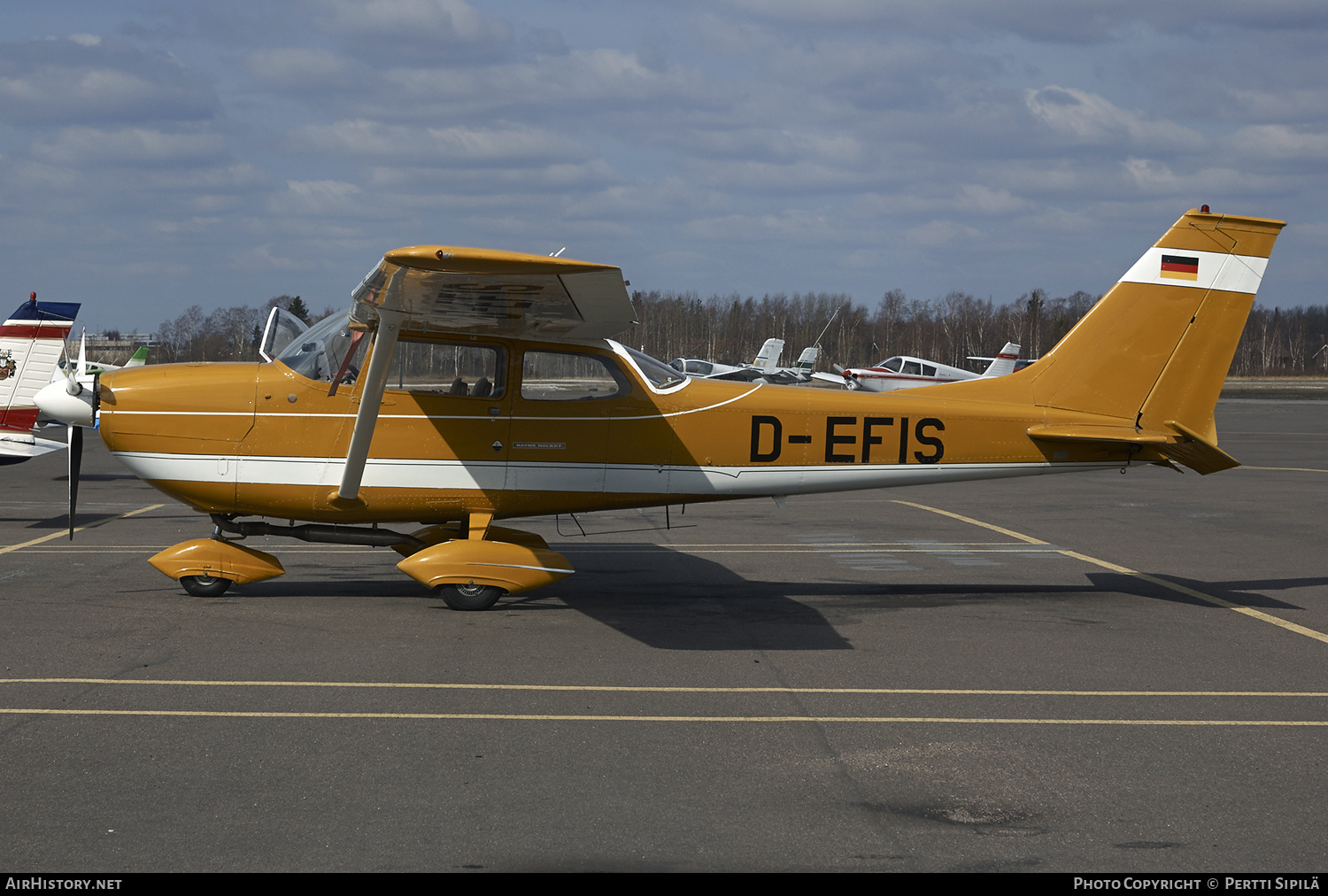 Aircraft Photo of D-EFIS | Reims FR172F Reims Rocket | AirHistory.net #169517