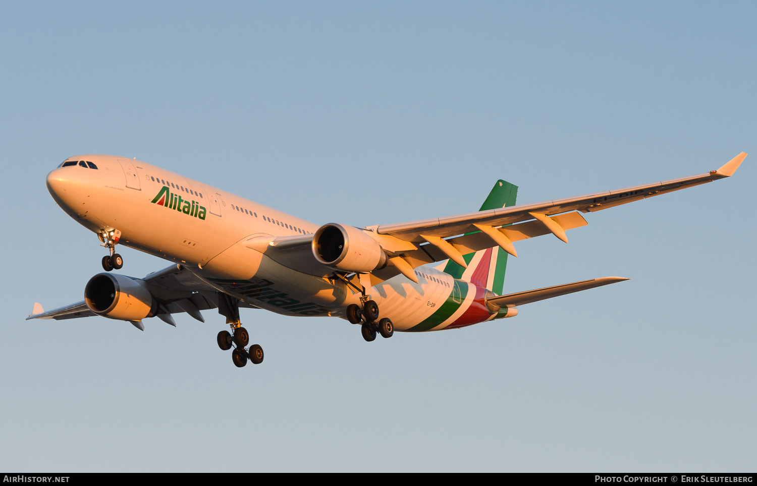 Aircraft Photo of EI-DIP | Airbus A330-202 | Alitalia | AirHistory.net #169663