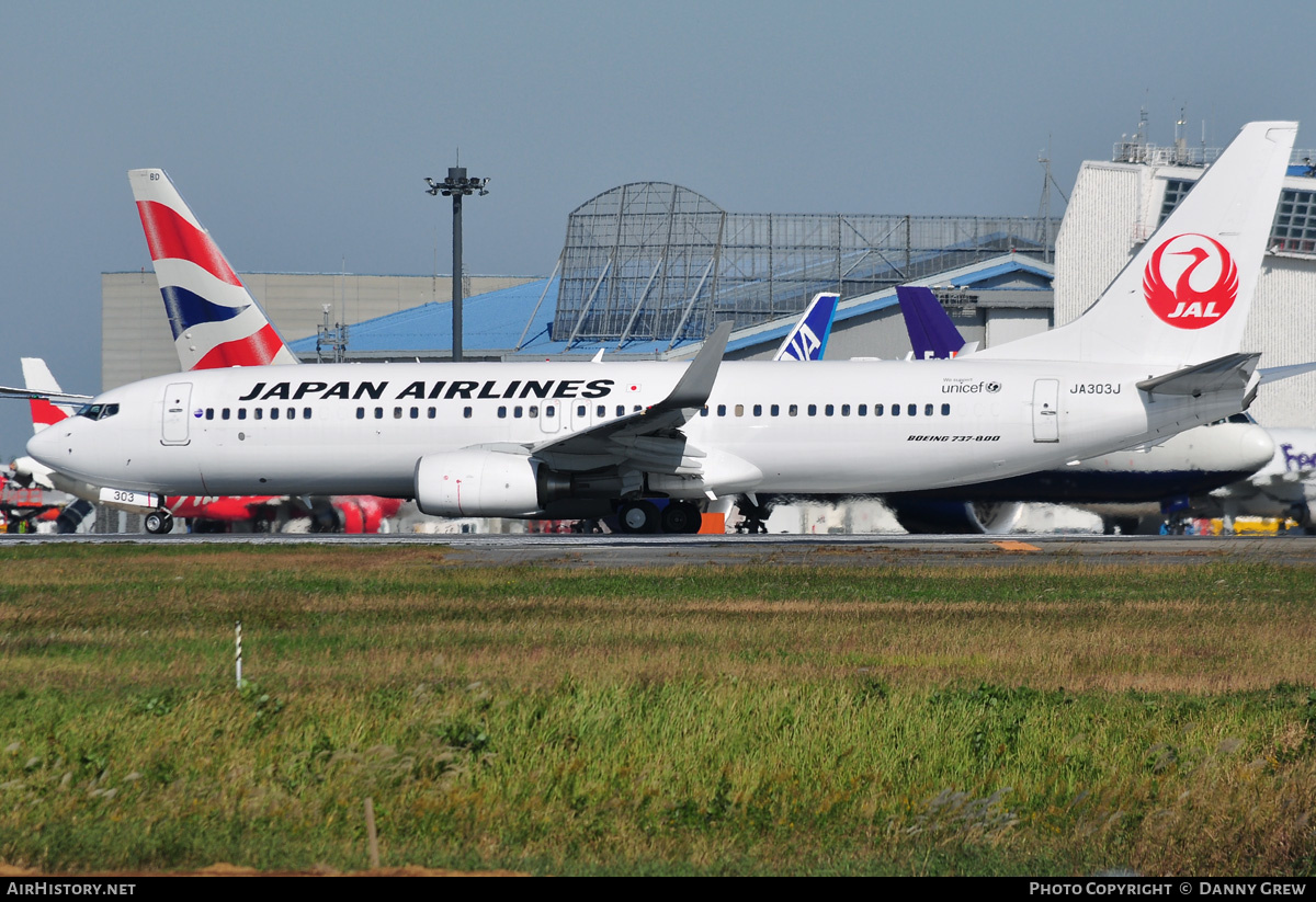 Aircraft Photo of JA303J | Boeing 737-846 | Japan Airlines - JAL | AirHistory.net #169703