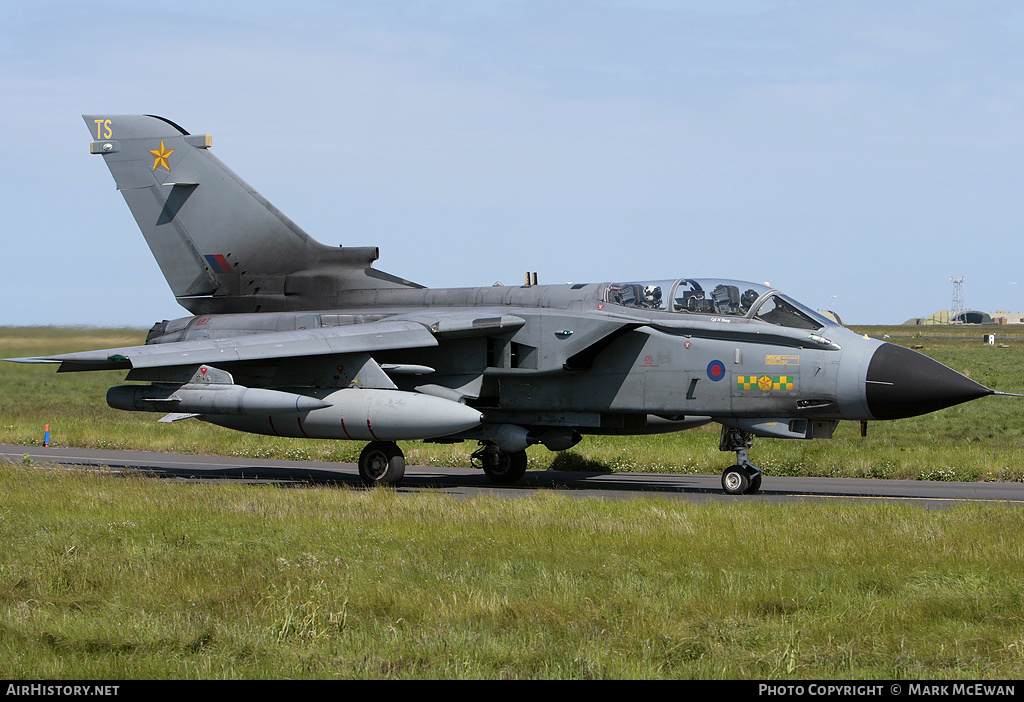 Aircraft Photo of ZA410 | Panavia Tornado GR4 | UK - Air Force | AirHistory.net #170103