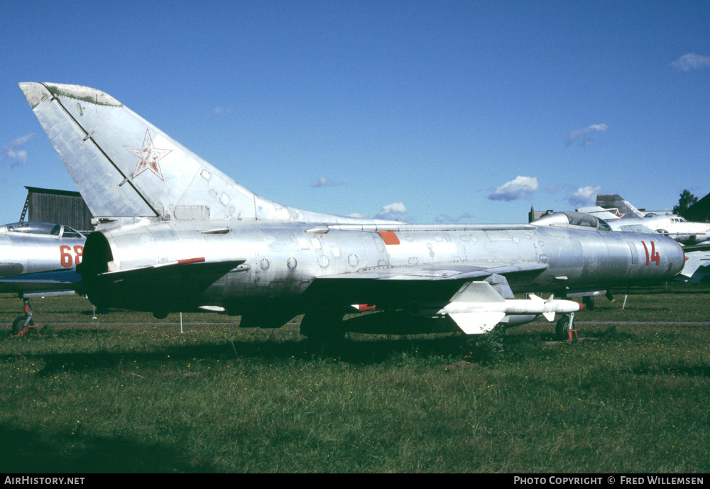 Aircraft Photo of 14 red | Sukhoi Su-11 | Russia - Air Force | AirHistory.net #170193