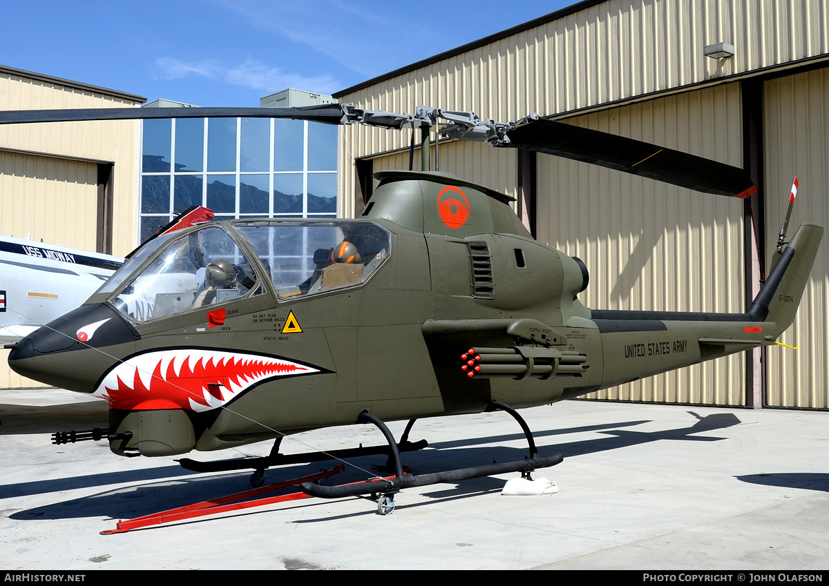 Aircraft Photo of 67-15574 / 0-15574 | Bell AH-1G Cobra (209) | USA - Army | AirHistory.net #170259