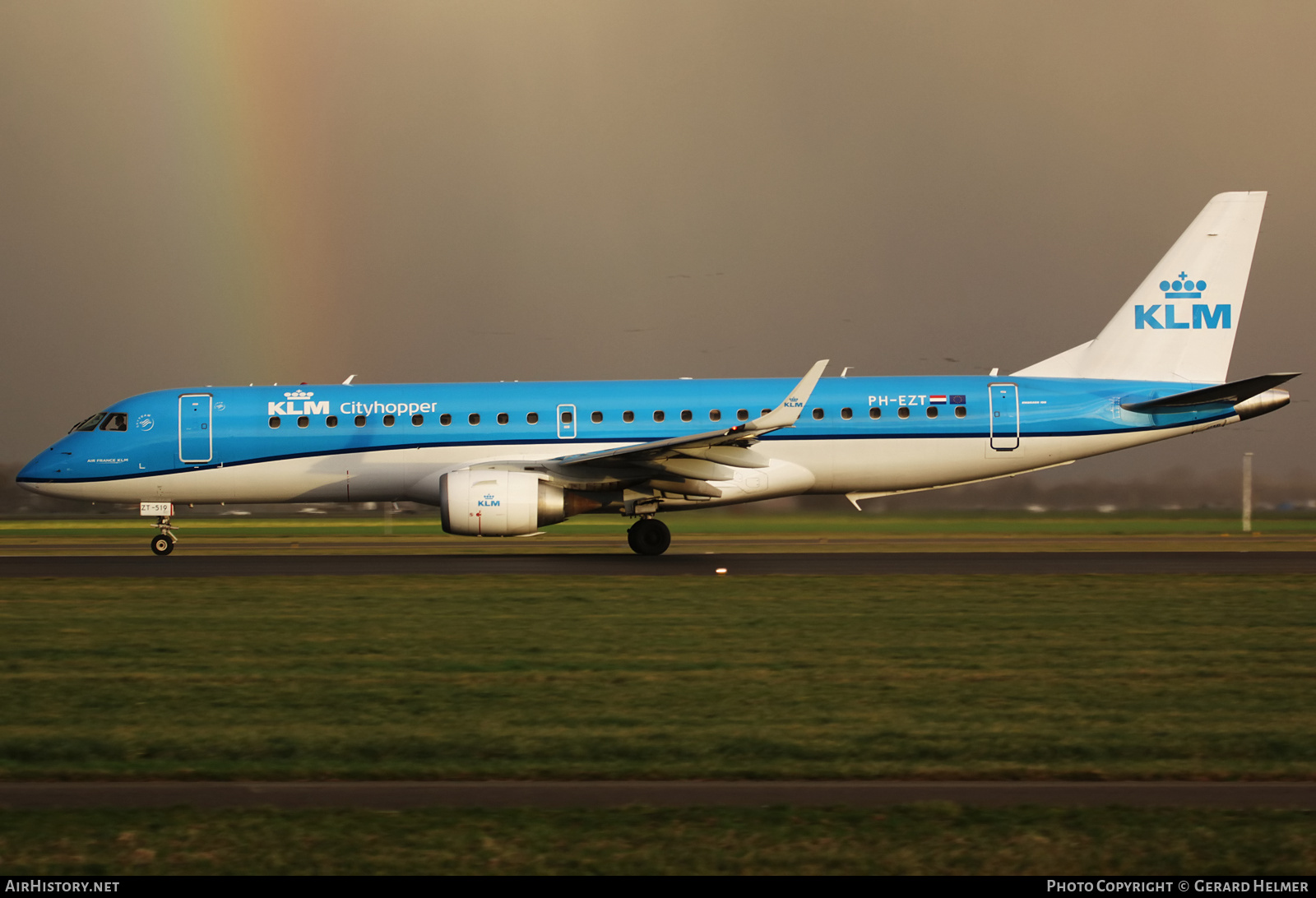 Aircraft Photo of PH-EZT | Embraer 190STD (ERJ-190-100STD) | KLM Cityhopper | AirHistory.net #170302