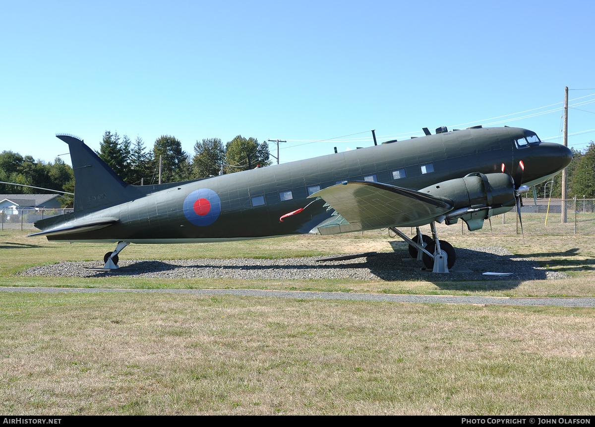 Aircraft Photo of EZ671 | Douglas CC-129 Dakota 3 | Canada - Air Force | AirHistory.net #170670