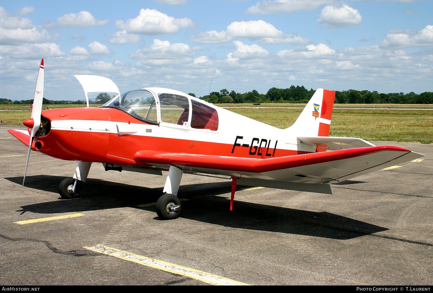 Aircraft Photo of F-GDLI | Jodel DR-220 | Aéro Club du Limousin | AirHistory.net #170725