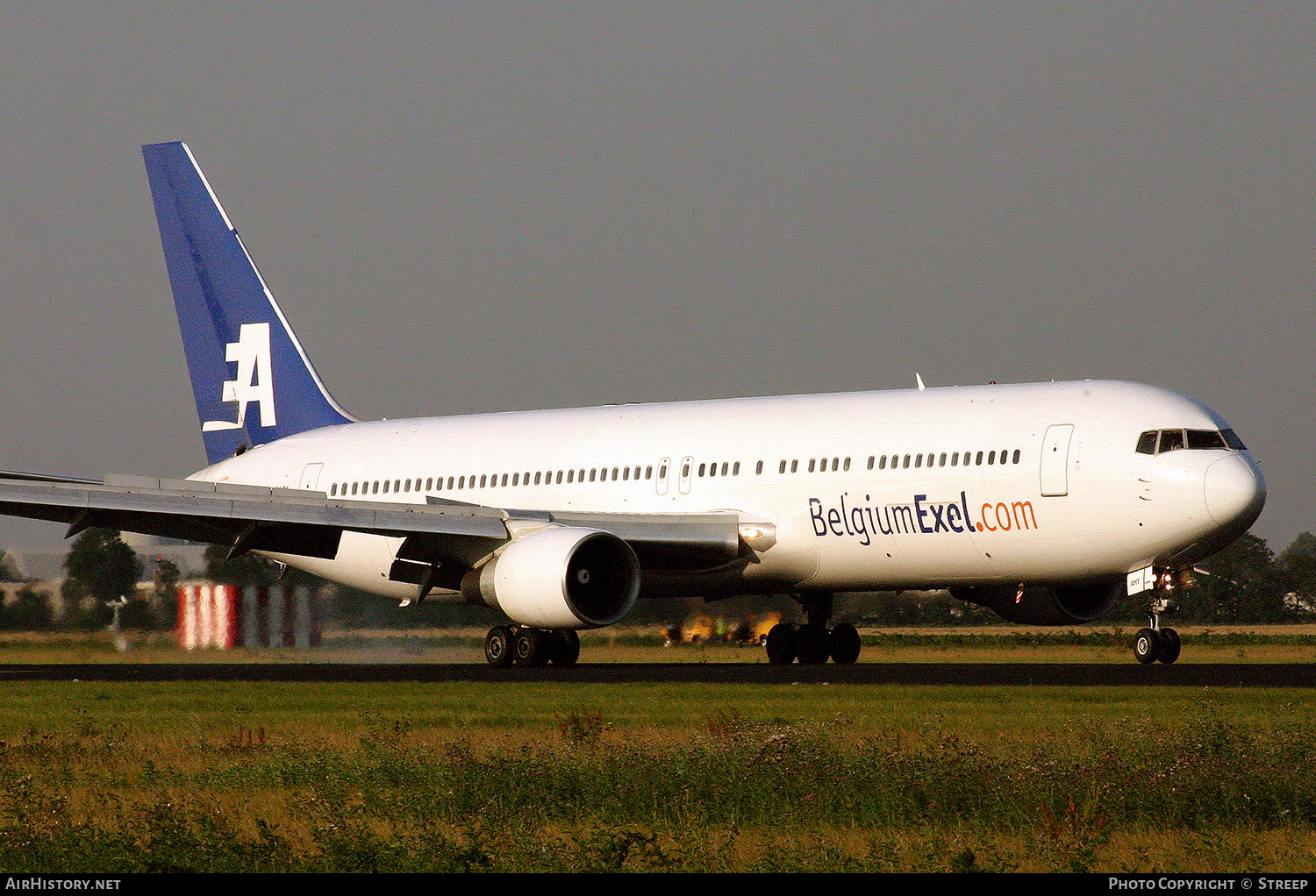 Aircraft Photo of PH-AHY | Boeing 767-383/ER | BelgiumExel | AirHistory.net #170738