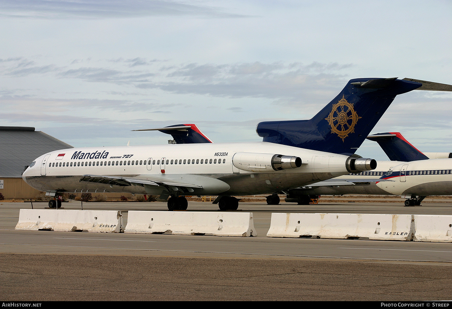 Aircraft Photo of N532DA | Boeing 727-232/Adv | Mandala Airlines | AirHistory.net #170805