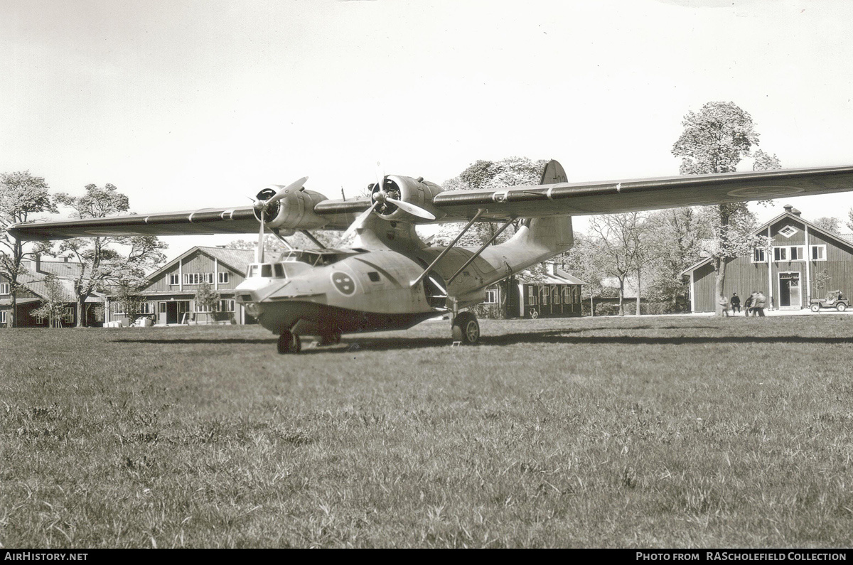 Aircraft Photo of 47002 | Consolidated Tp47 Catalina | Sweden - Air Force | AirHistory.net #170982