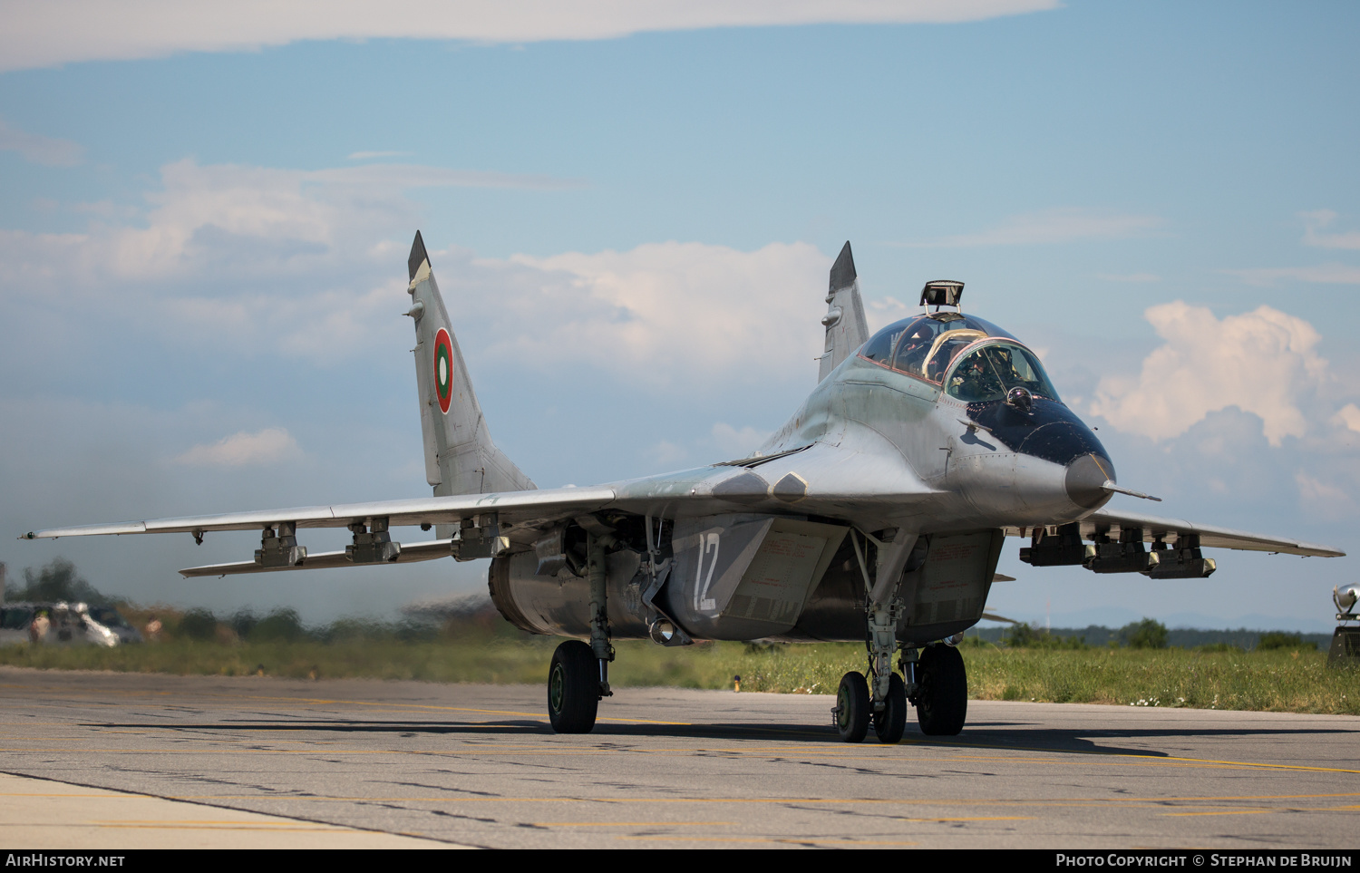 Aircraft Photo of 12 | Mikoyan-Gurevich MiG-29UB (9-51) | Bulgaria - Air Force | AirHistory.net #171125