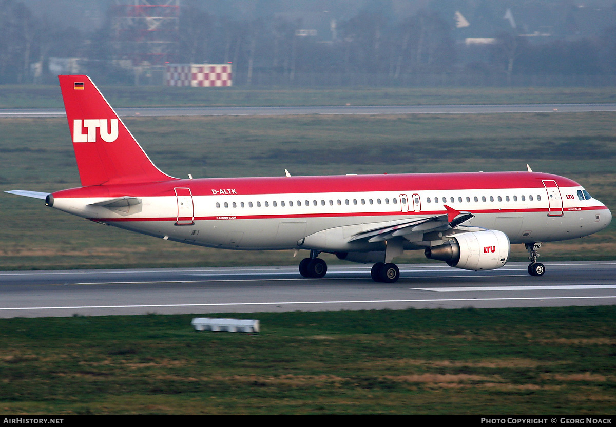 Aircraft Photo of D-ALTK | Airbus A320-214 | LTU - Lufttransport-Unternehmen | AirHistory.net #171143