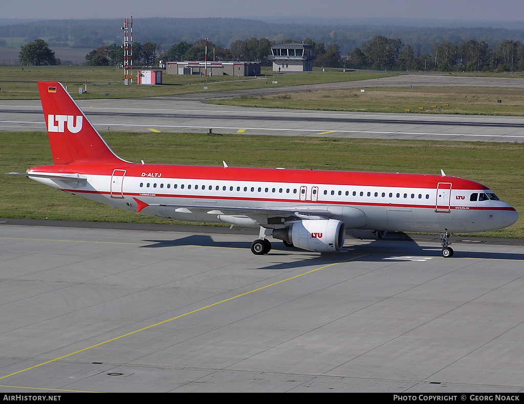 Aircraft Photo of D-ALTJ | Airbus A320-214 | LTU - Lufttransport-Unternehmen | AirHistory.net #171151