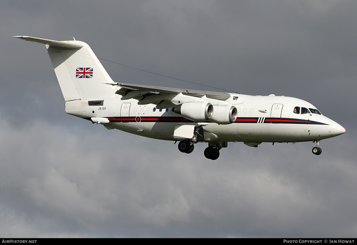 Aircraft Photo of ZE701 | British Aerospace BAe-146 CC.2 | UK - Air Force | AirHistory.net #171176