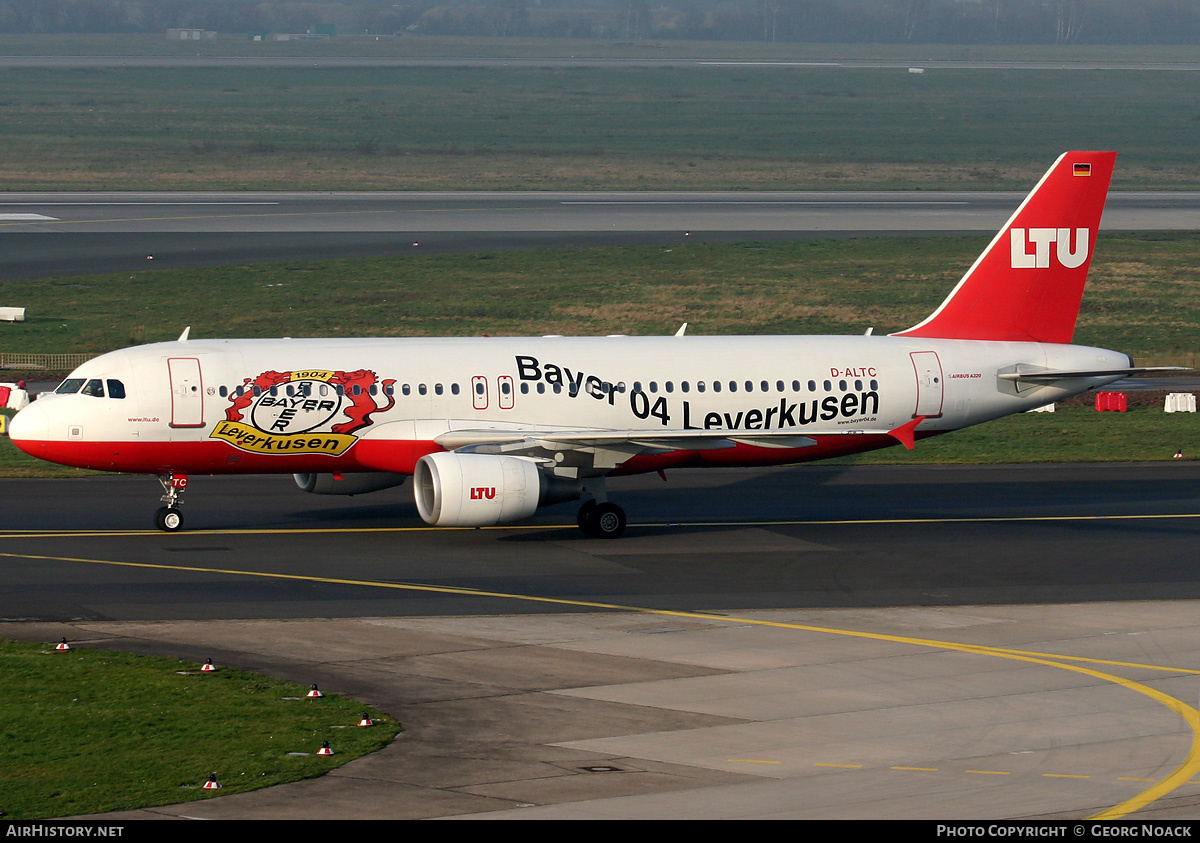 Aircraft Photo of D-ALTC | Airbus A320-214 | LTU - Lufttransport-Unternehmen | AirHistory.net #171202