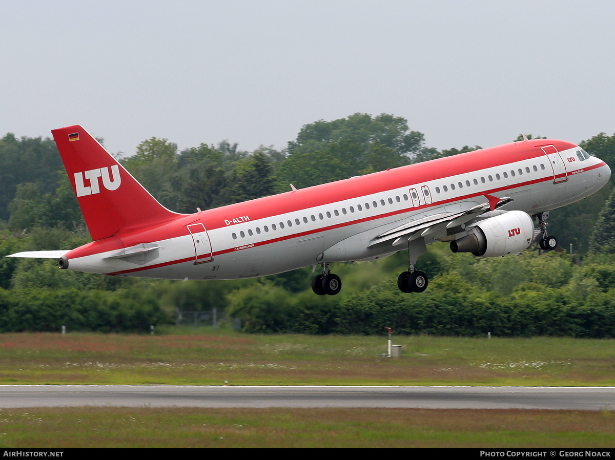 Aircraft Photo of D-ALTH | Airbus A320-214 | LTU - Lufttransport-Unternehmen | AirHistory.net #171221