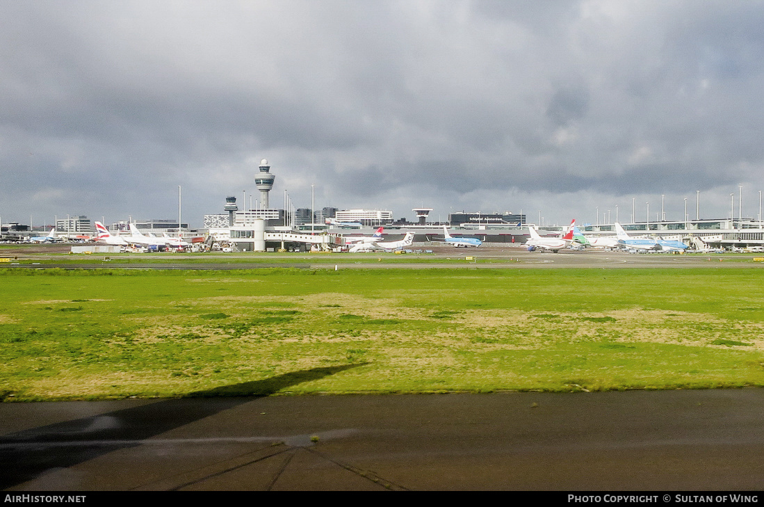 Airport photo of Amsterdam - Schiphol (EHAM / AMS) in Netherlands | AirHistory.net #171354