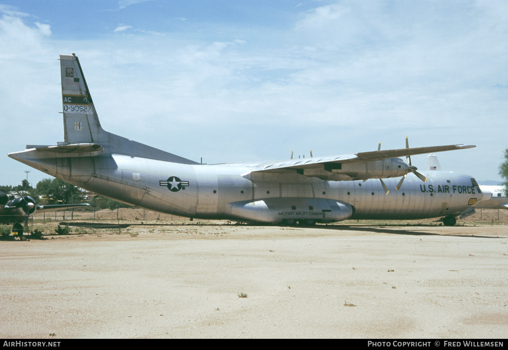 Aircraft Photo of 59-0527 / 0-90527 | Douglas C-133B Cargomaster | USA - Air Force | AirHistory.net #171397