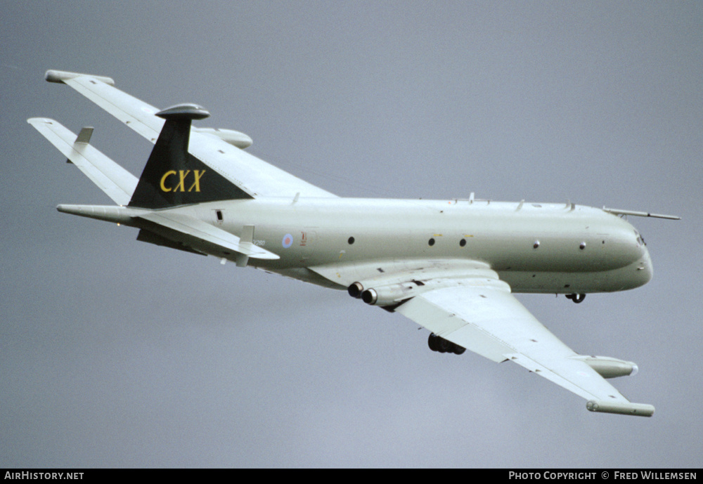 Aircraft Photo of XV260 | Hawker Siddeley HS-801 Nimrod MR.2P | UK - Air Force | AirHistory.net #171608