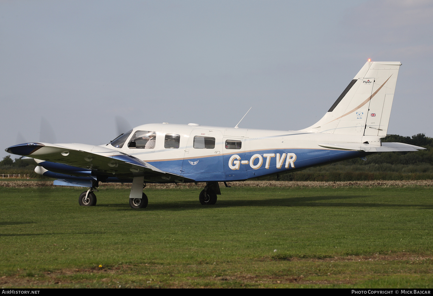 Aircraft Photo of G-OTVR | Piper PA-34-220T Seneca V | AirHistory.net #171732