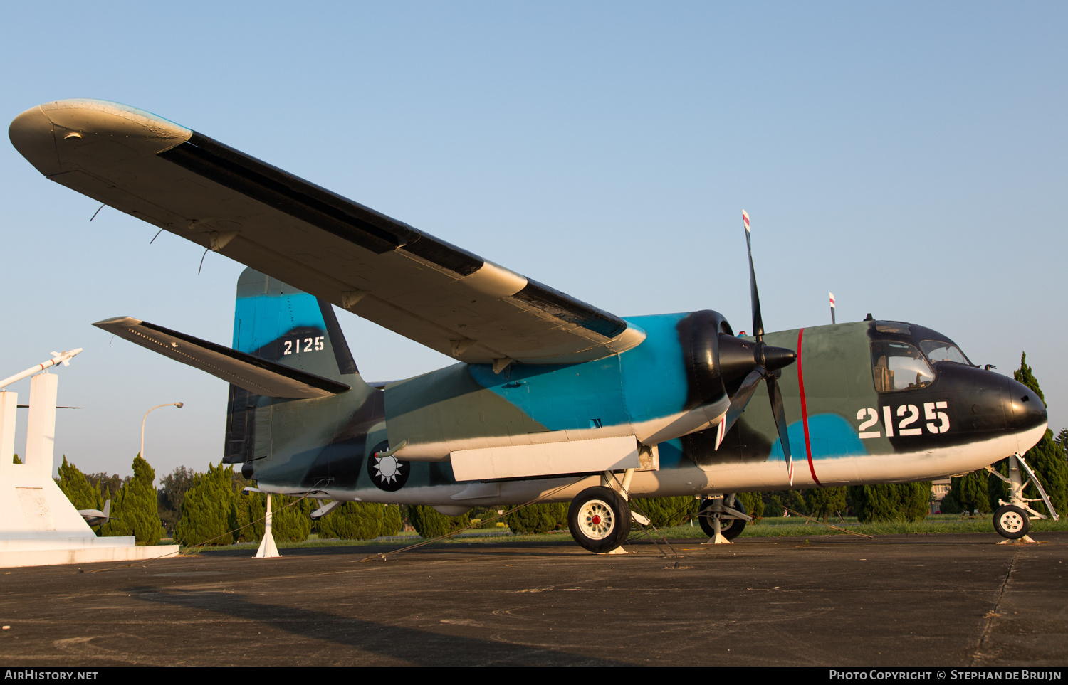 Aircraft Photo of 2125 | Grumman S-2E Tracker | Taiwan - Air Force | AirHistory.net #171769