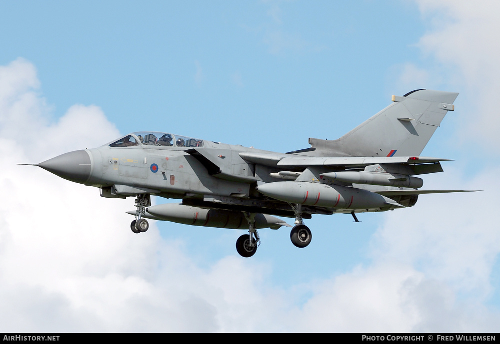 Aircraft Photo of ZA372 | Panavia Tornado GR4A | UK - Air Force | AirHistory.net #171968